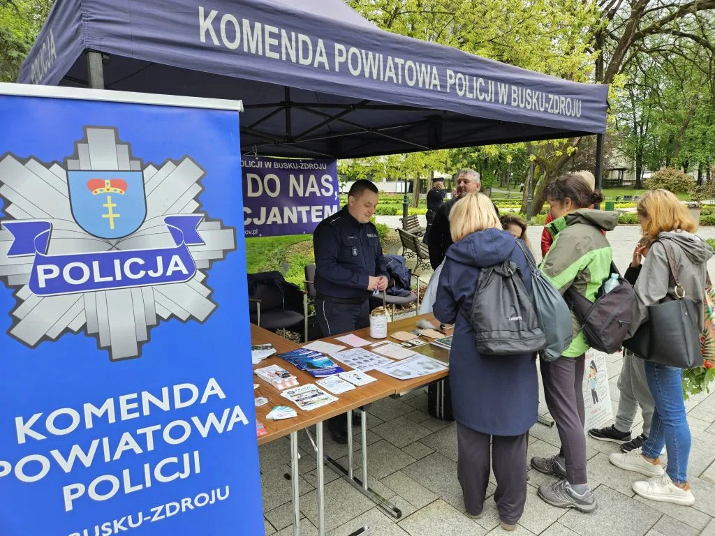 Festyn „Bezpieczny Senior” promuje bezpieczeństwo i edukację