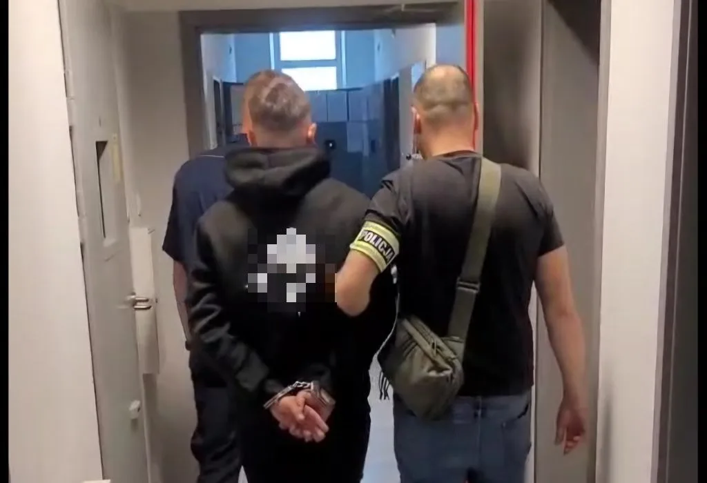 Po 8 latach ukrywania się, 28-latek trafi przed sąd
