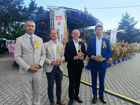 Dożynki Gminy Chęciny – tradycje i podziękowania dla rolników