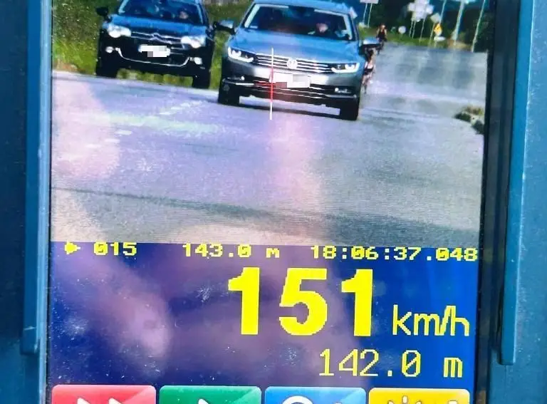 Kierowcy zatrzymani za znaczne przekroczenie prędkości stracili prawa jazdy