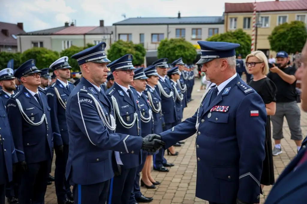 Policjanci w Kielcach odebrali awanse i wyróżnienia podczas Święta Policji