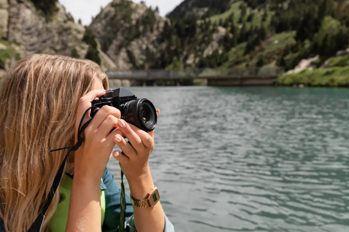 Konkurs fotograficzny 'TEMAT RZEKA – LUDZIE' organizowany przez Dom Kultury 'Zameczek'