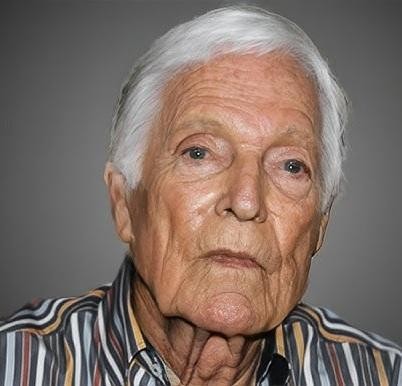 Richard Chamberlain malujący obraz, ukazujący jego pasję do sztuki i spokój w życiu prywatnym.