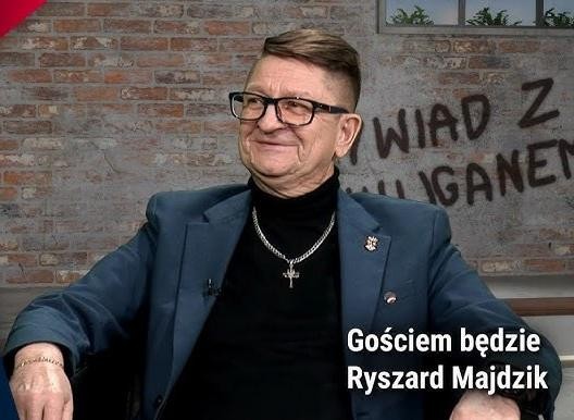 Symboliczny obraz nawiązujący do kontrowersji wokół Ryszarda Majdzika i jego związków z braćmi Kaczyńskimi.